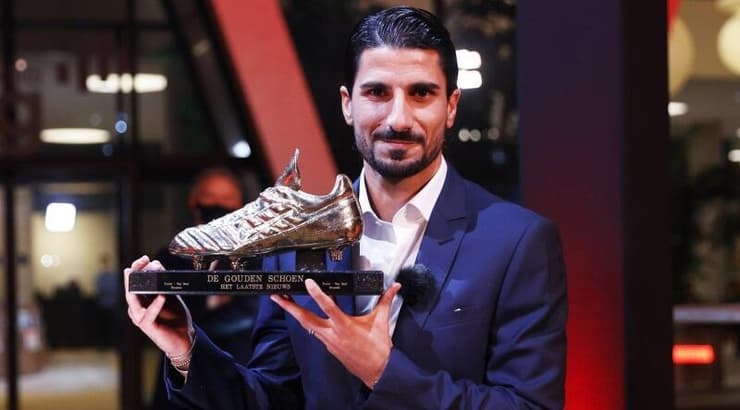 רפאלוב עם נעל הזהב (הטוויטר הרשמי של אנטוורפן) רפאלוב עם נעל הזהב