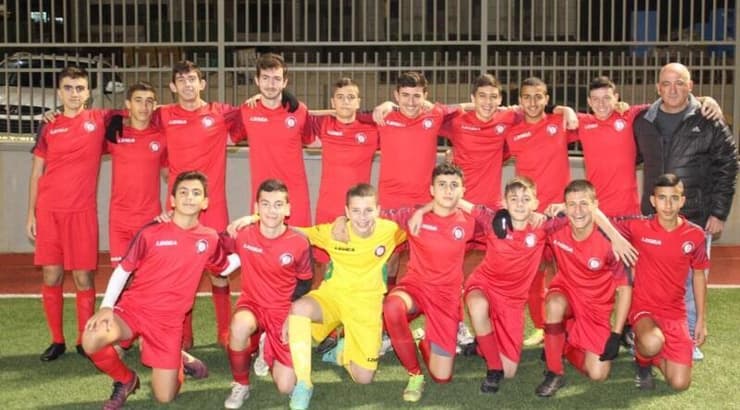 כדורגל ולימודים. שחקני הקבוצה (באדיבות נחלת יהודה) כדורגל ולימודים. שחקני הקבוצה