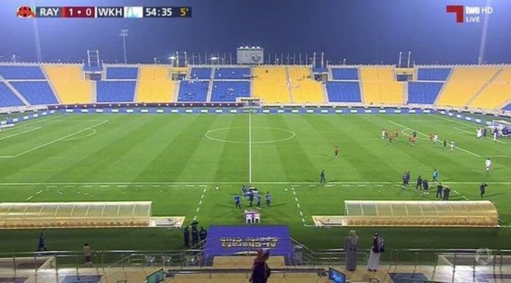 אוסמן קוליבאלי מקבל טיפול (צילום מסך) אוסמן קוליבאלי מקבל טיפול