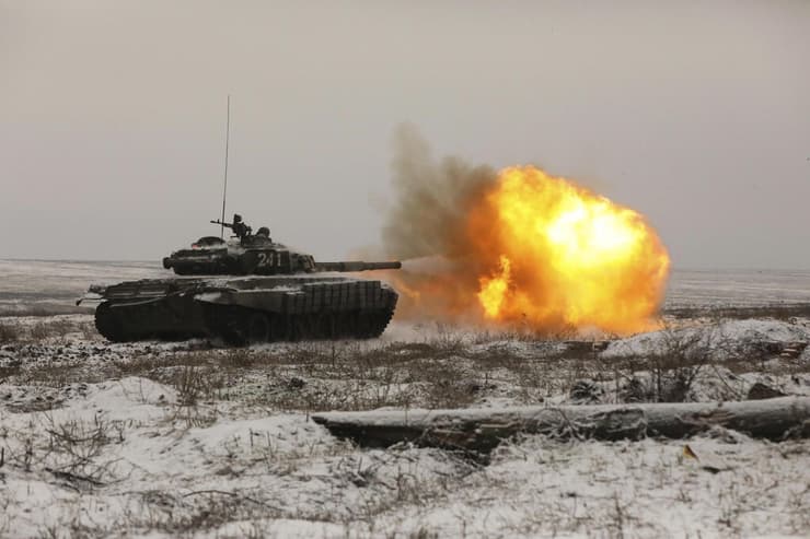 רוסיה תרגיל צבאי של צבא רוסיה ב חבל רוסטובסקאיה סמוך ל אוקראינה  12 בינואר