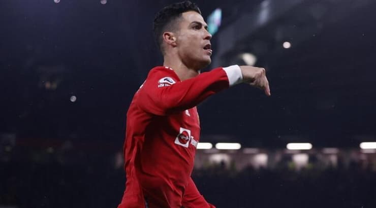 כריסטיאנו רונאלדו חוגג (רויטרס) כריסטיאנו רונאלדו חוגג