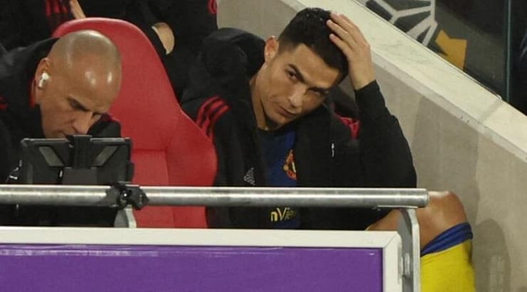 כריסטיאנו רונאלדו בספסל