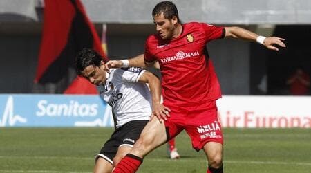 תומר חמד בתקופתו במיורקה במאבק עם דני פארחו מוולנסיה (רויטרס) תומר חמד בתקופתו במיורקה במאבק עם דני פארחו מוולנסיה