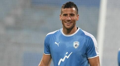 תומר חמד במדי נבחרת ישראל (עמרי שטיין) תומר חמד במדי נבחרת ישראל