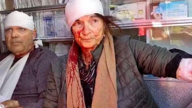 פעילי רבנים לזכויות אדם וקואליציית המסיק הותקפו בכפר בורין בידי מתנחלים רעולי פנים
