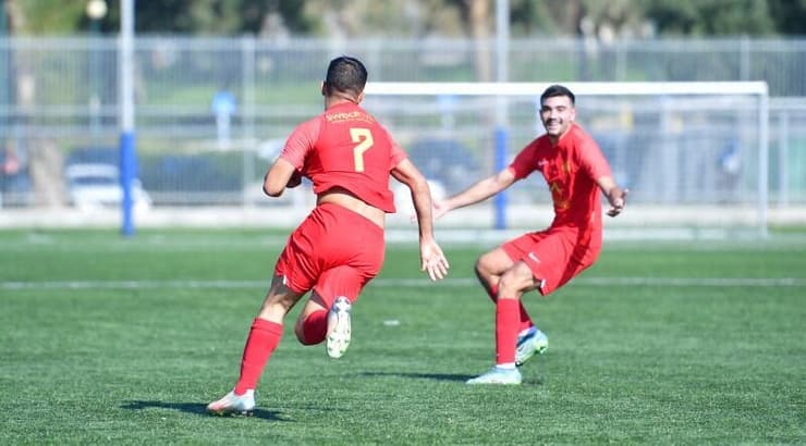 רביד אברג'יל חוגג (חגי מיכאלי) רביד אברג'יל חוגג