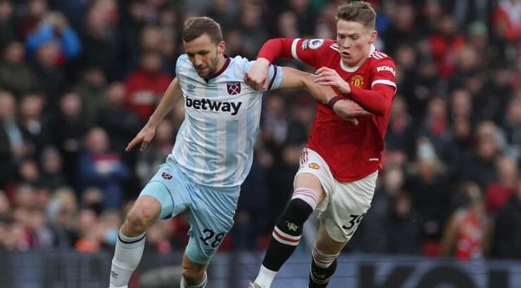 מקטומיניי ונובל במאבק (רויטרס) מקטומיניי ונובל במאבק