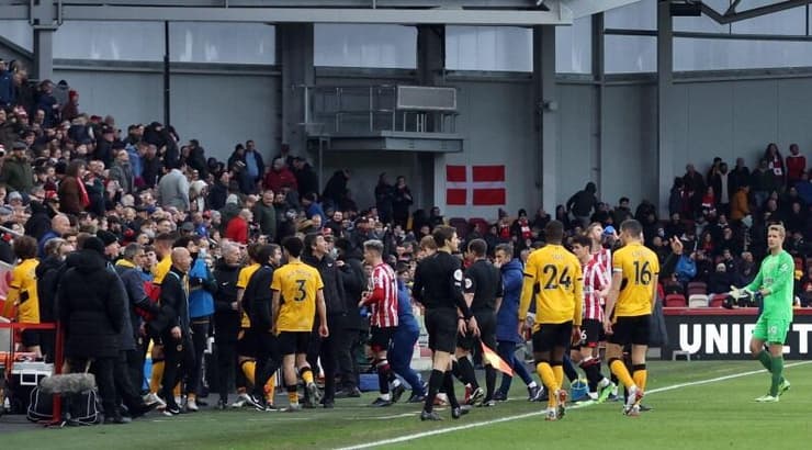 שחקני וולבס וברנטפורד (רויטרס) שחקני וולבס וברנטפורד