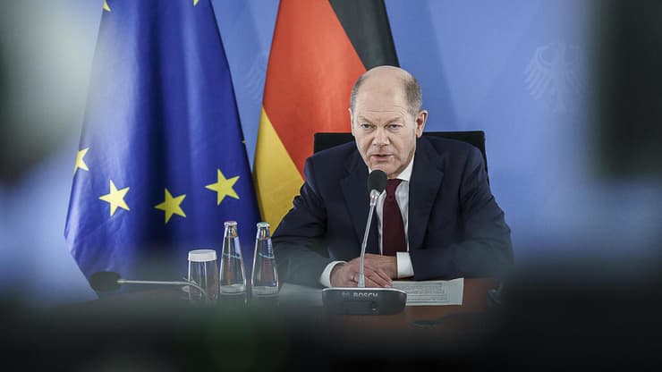 קנצלר גרמניה אולף שולץ ועידה עם מנהיגי אירופה ו נאט"ו על רוסיה אוקראינה