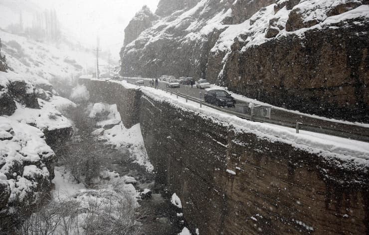 שלג באזור טהרן איראן 15 בינואר