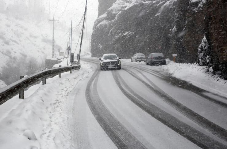 שלג באזור טהרן איראן 15 בינואר