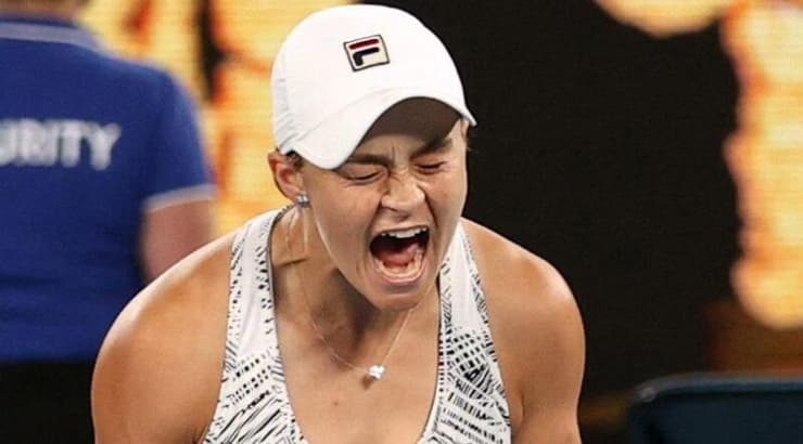 אשלי בארטי חוגגת בסיום (רויטרס) אשלי בארטי חוגגת בסיום