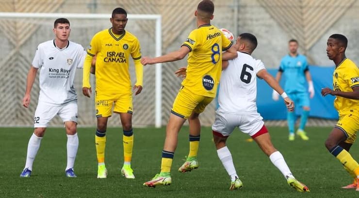 סיוון תלמי ובר לין במאבק