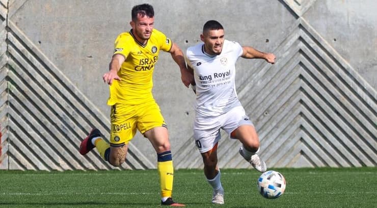 מתן אוחיון עם הכדור