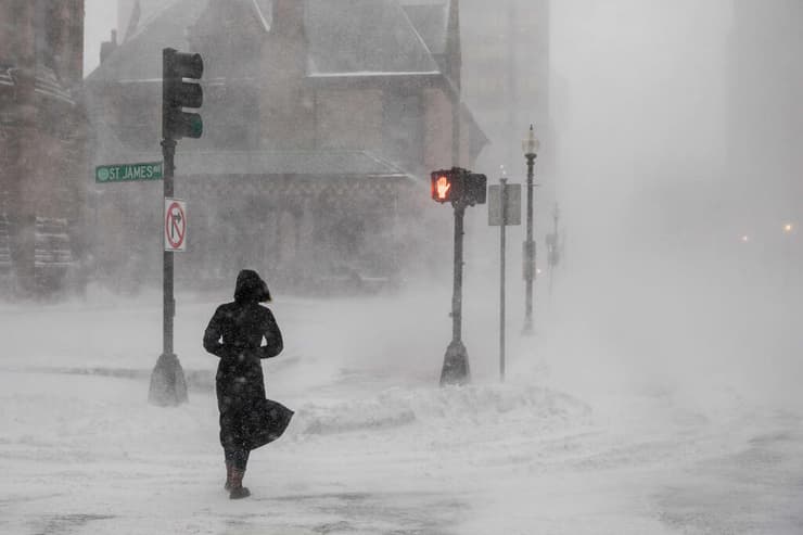 ארה"ב סופה סופת שלגים בוסטון מסצ'וסטס
