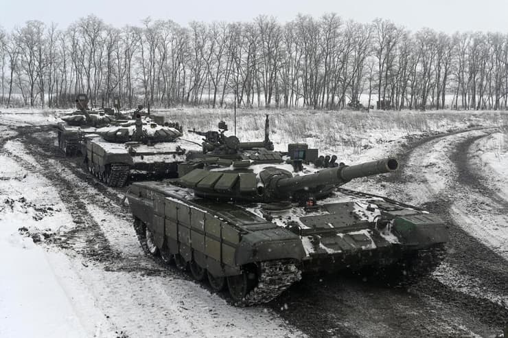 טנקים רוסיים תרגיל צבאי של רוסיה 