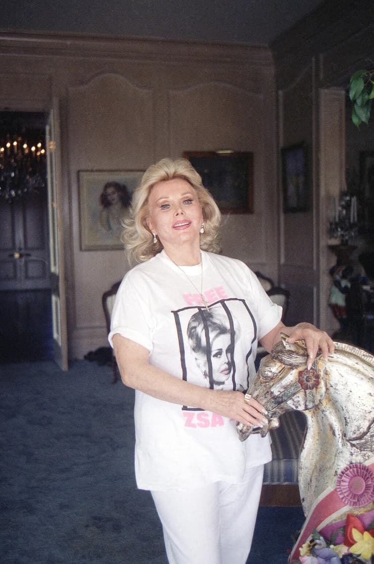 ז'ה ז'ה גאבור בביתה, 1989