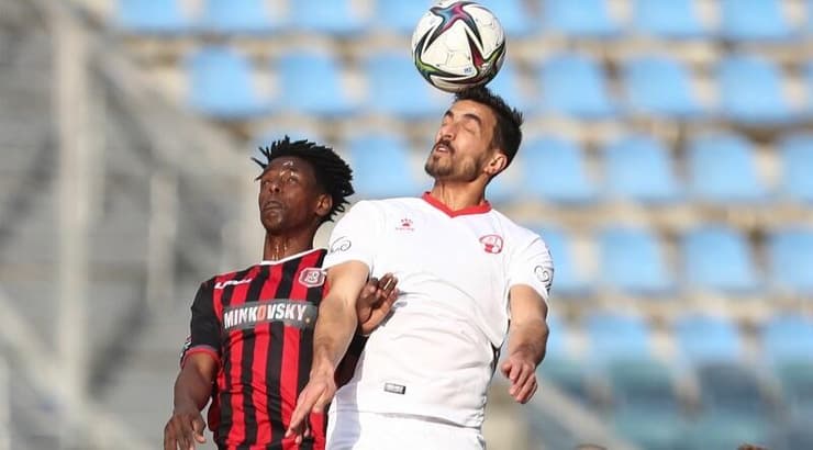 חאתם עבד אלחמיד מול אווקה אשטה