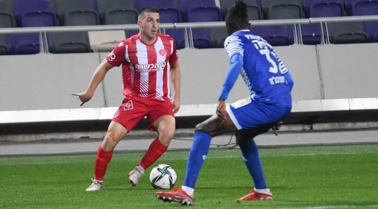 אושר דוידה מול ג'ונתן סיסה (ראובן שוורץ) אושר דוידה מול ג'ונתן סיסה