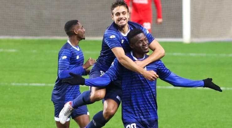 עבדולי גרגוי חוגג עם יהונתן לוי