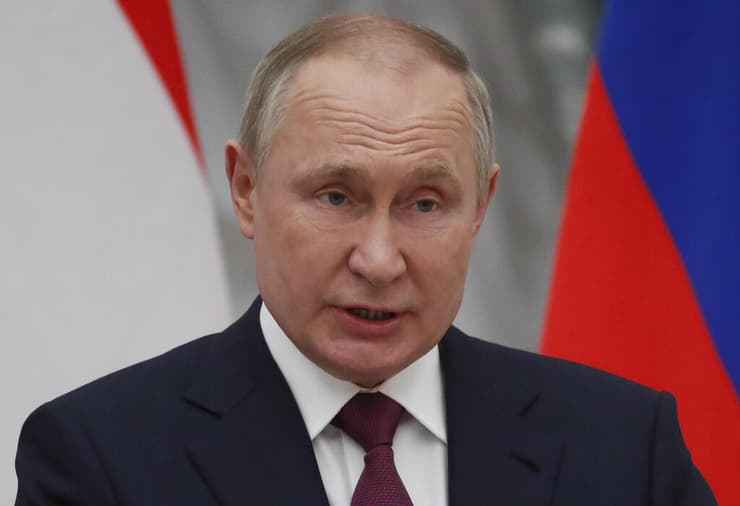 נשיא רוסיה ולדימיר פוטין מתייחס למצב ב אוקראינה
