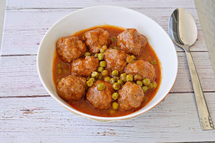 קציצות ברוטב אדום