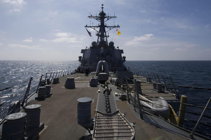 USS Cole ספינת טילים מונחים משחתת של צי ארה"ב הצי האמריקני ארכיון 2017