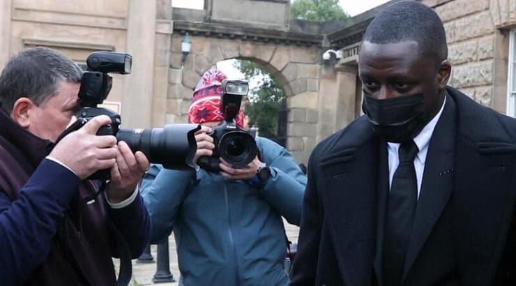 בנג'מין מנדי מגיע לדיון בעניינו