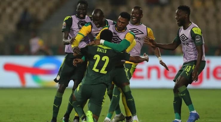 שחקני סנגל חוגגים (רויטרס) שחקני סנגל חוגגים