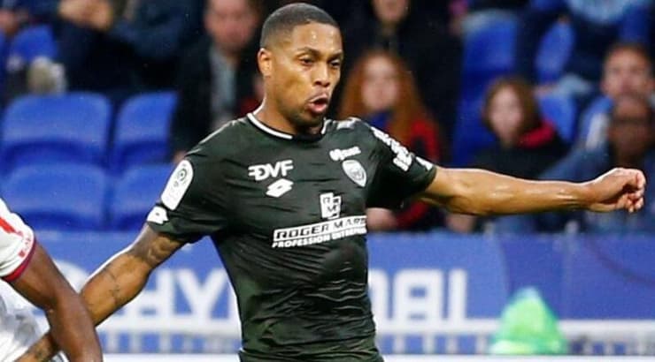 מיקאל אלפונס