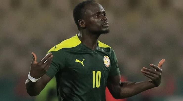 סאדיו מאנה חוגג (רויטרס) סאדיו מאנה חוגג