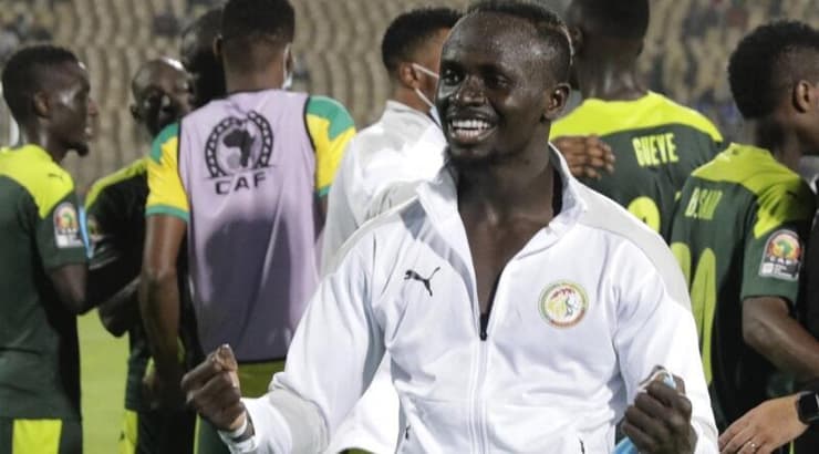 סאדיו מאנה מאושר בסיום (רויטרס) סאדיו מאנה מאושר בסיום