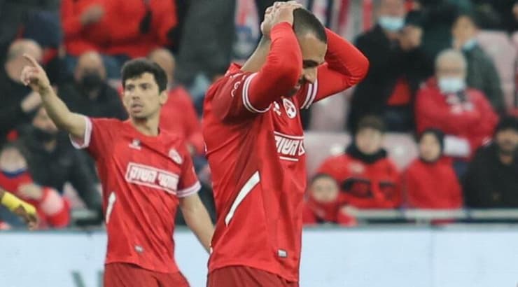 ספורי תופס את הראש (מרטין גוטדאמק) ספורי תופס את הראש