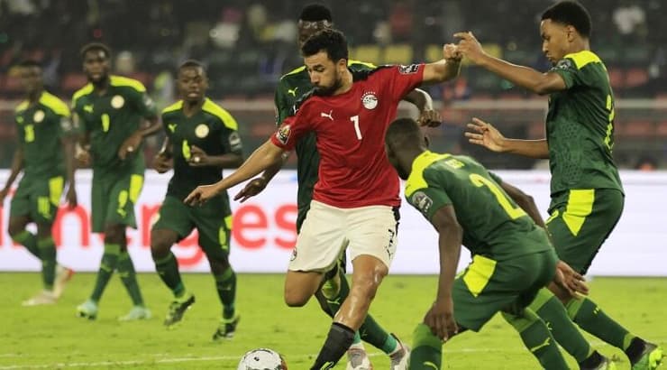 טרזגה בועט לשער (רויטרס) טרזגה בועט לשער