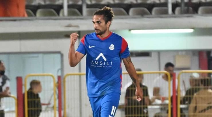 הדריבליסט מספר 1. סייף