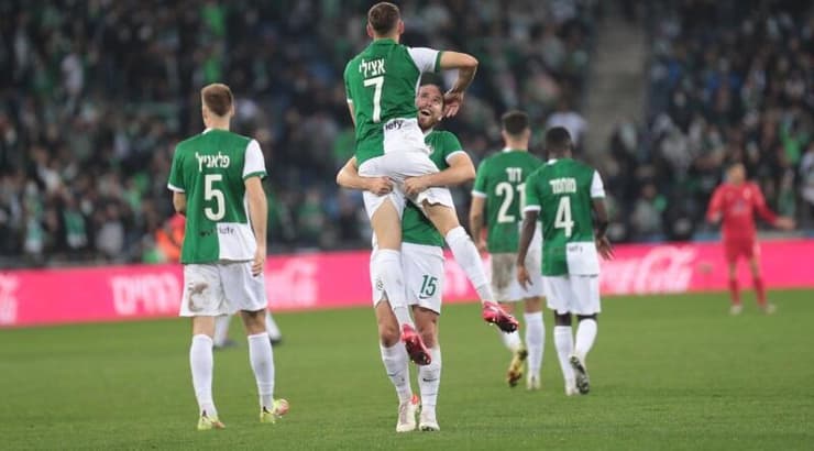 אצילי חוגג עם עופרי ארד