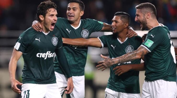 שחקני פלמיירס חוגגים (רויטרס) שחקני פלמיירס חוגגים