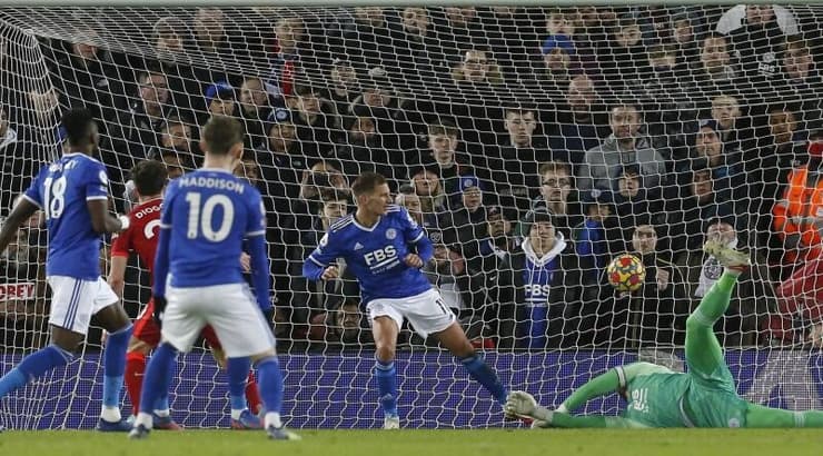 קספר שמייכל נכנע (רויטרס) קספר שמייכל נכנע