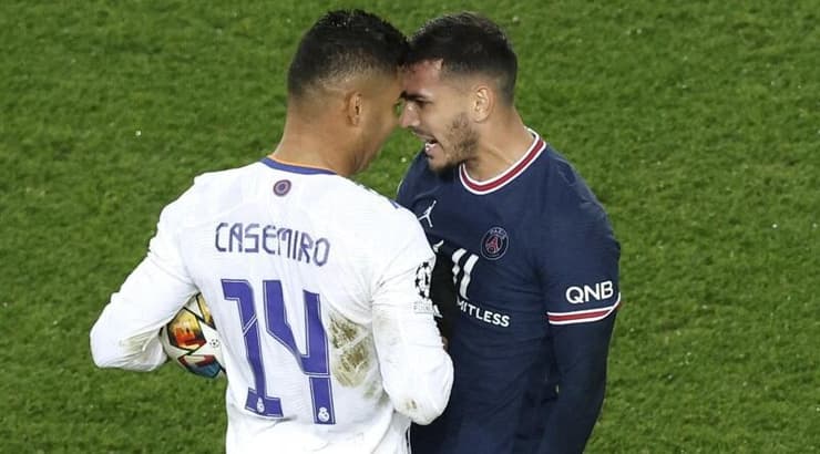 קאסמירו מתעמת עם לאנדרו פארדס (רויטרס) קאסמירו מתעמת עם לאנדרו פארדס