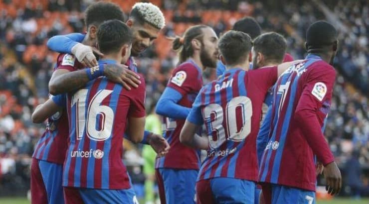 שחקני ברצלונה חוגגים (La Liga) שחקני ברצלונה חוגגים