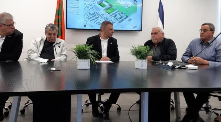 ההכרזה על האצטדיון החדש בפר סבא (דוברות) ההכרזה על האצטדיון החדש בפר סבא