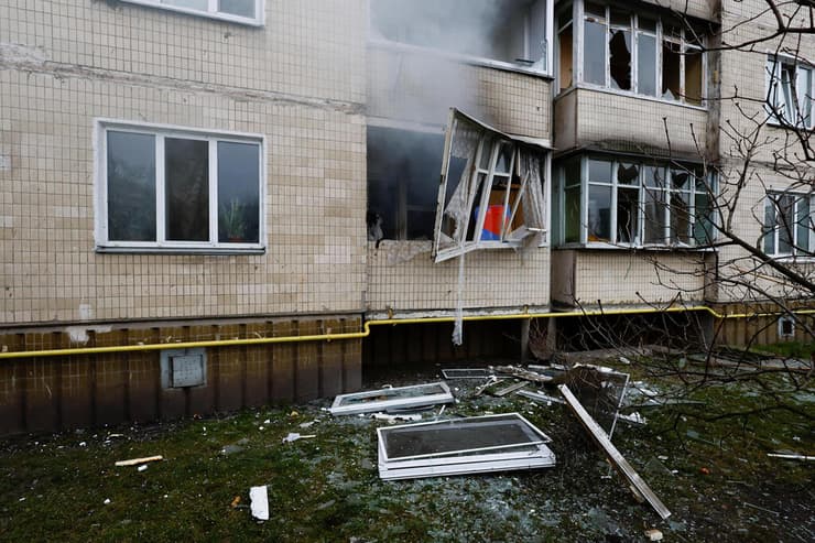 הרס בניין מגורים בקייב אוקראינה, לאחר הפגזת רוסיה