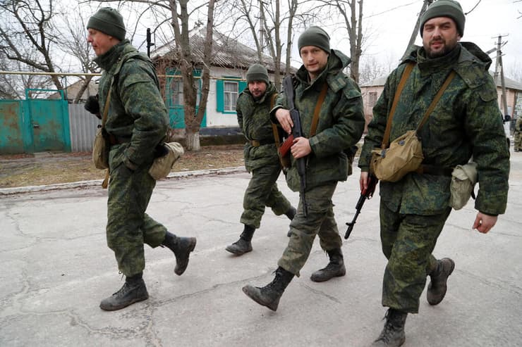 לוהנסק בדלנים לוחמי מליציה פרו רוסית משבר מלחמה רוסיה אוקראינה 
