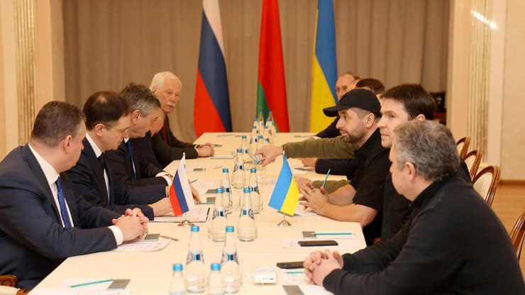 שיחות ב גבול בלארוס אוקראינה בין נציגי אוקראינה לנציגי רוסיה בניסיון להגיע ל הפסקת אש