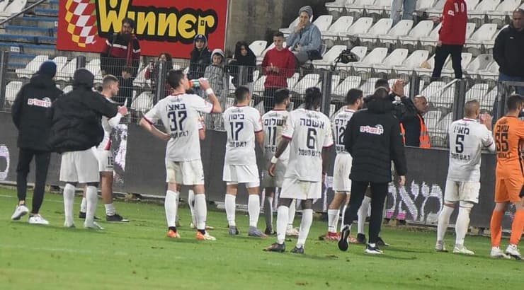 שחקני הפועל ירושלים בסיום