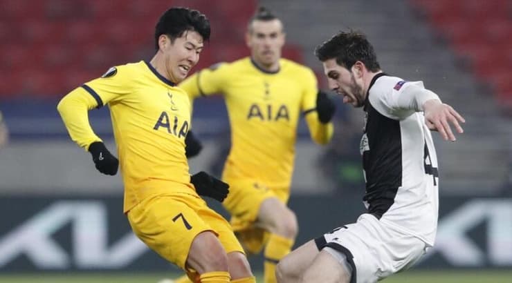 לוקה לוצ'ושווילי מול דלה עלי (רויטרס) לוקה לוצ'ושווילי מול דלה עלי