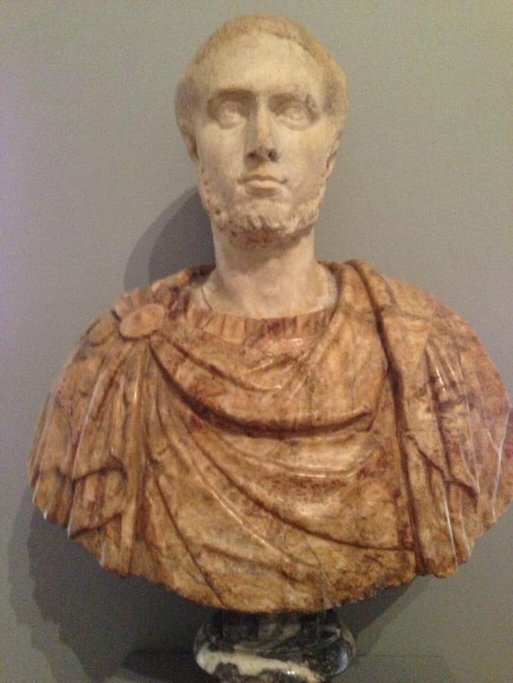 הקיסר וולוסיאנוס