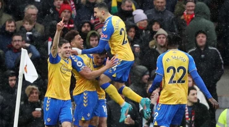 שחקני סאות'המפטון חוגגים