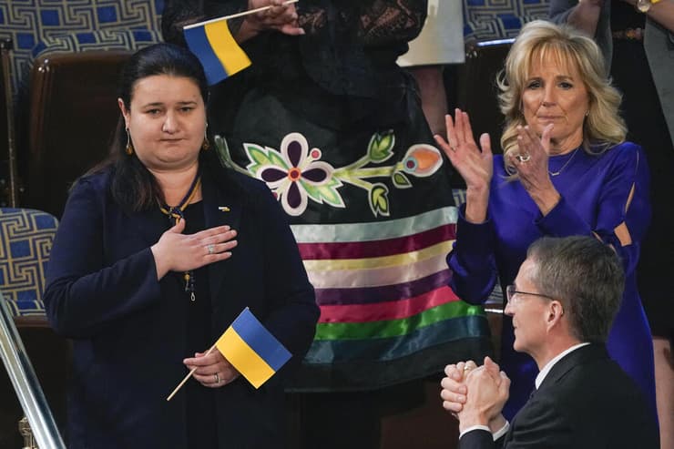 שגרירת אוקראינה והגברת הראשונה ג'יל ביידן