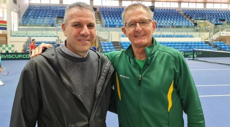 כריסטו ואן רנסבורג ואבי פרץ (ליאור גולדברג, איגוד הטניס) כריסטו ואן רנסבורג ואבי פרץ